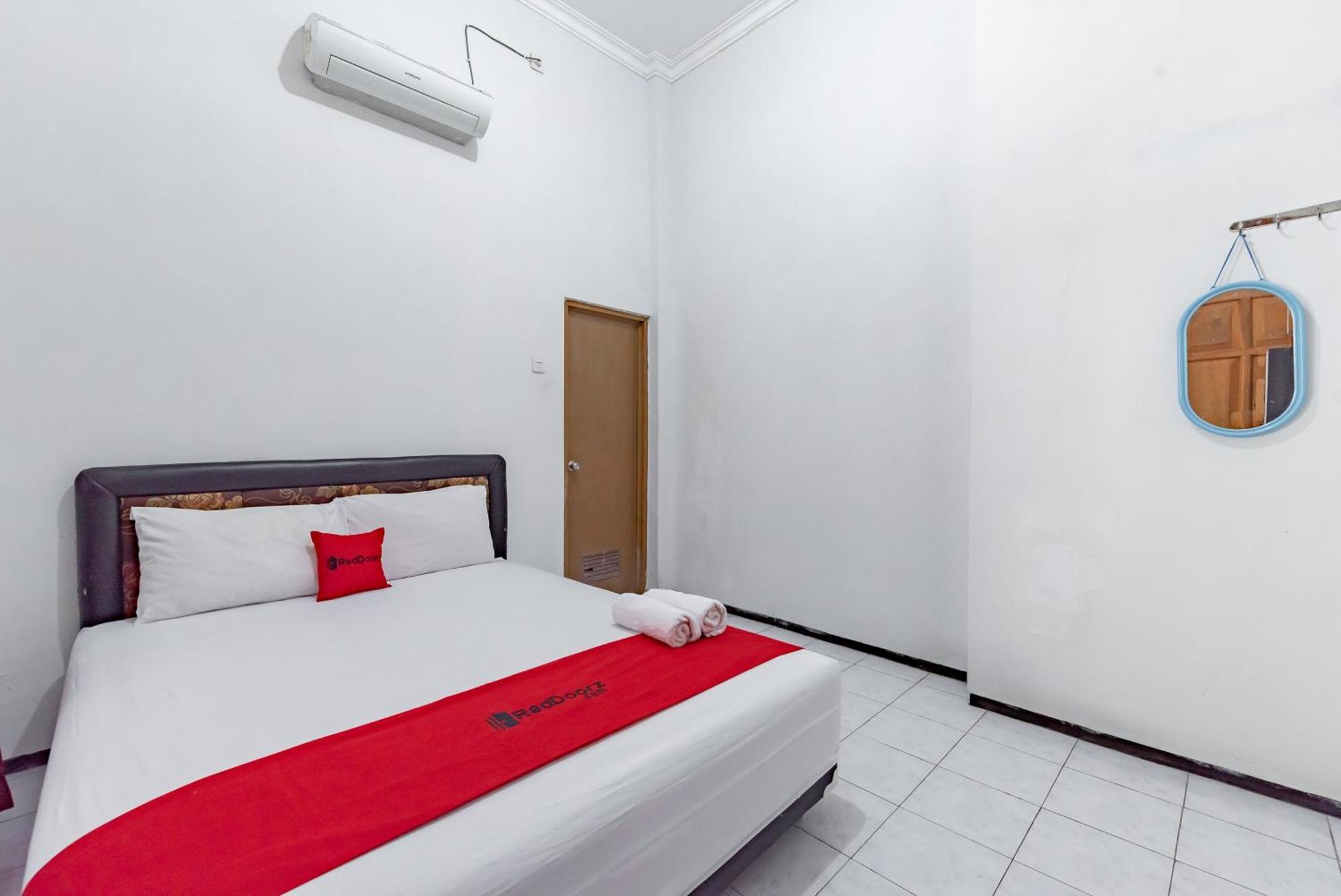 Reddoorz At Ciliwung Guest House Syariah 玛琅 外观 照片