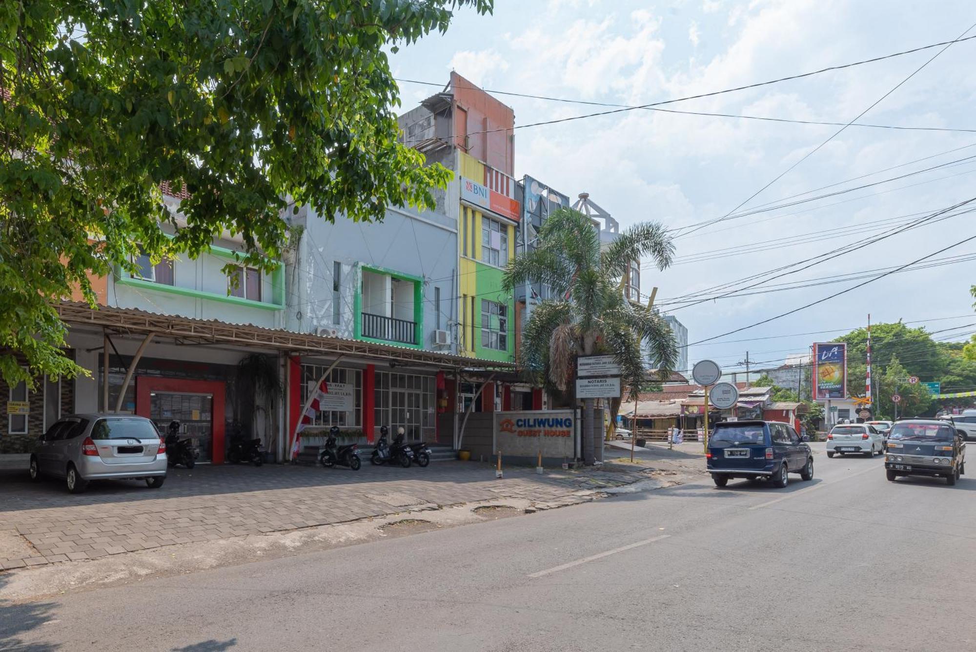 Reddoorz At Ciliwung Guest House Syariah 玛琅 外观 照片