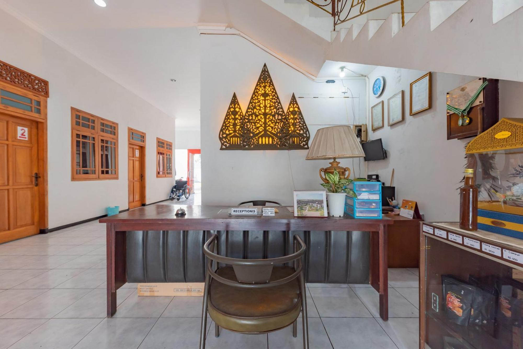 Reddoorz At Ciliwung Guest House Syariah 玛琅 外观 照片